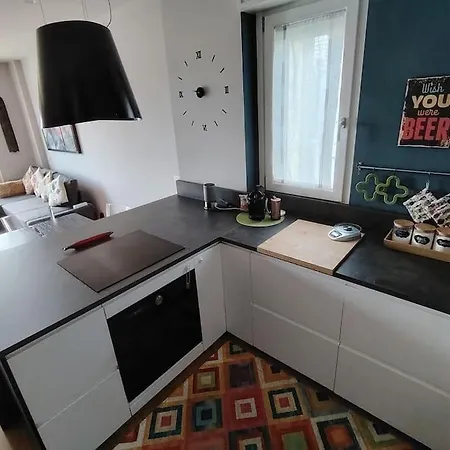 La Casa Di Alida * Milán